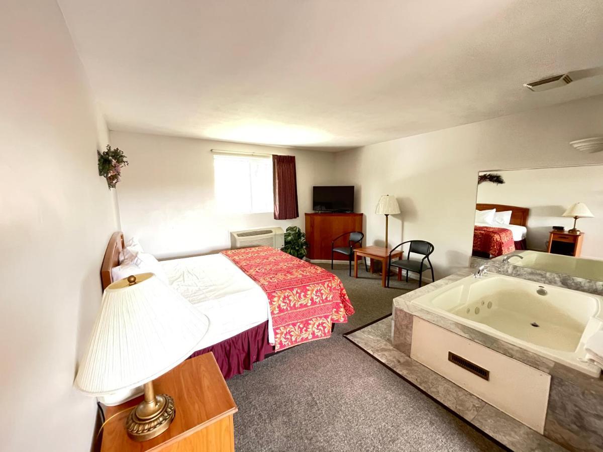 Vibe Inn - Whirlpools Suites - Lyons Exterior foto